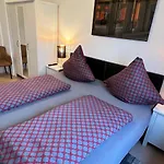 Apartment 3-room Karl-heine *