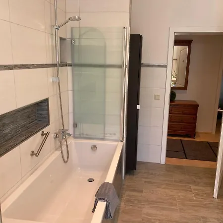 3-room Karl-heine Apartment *